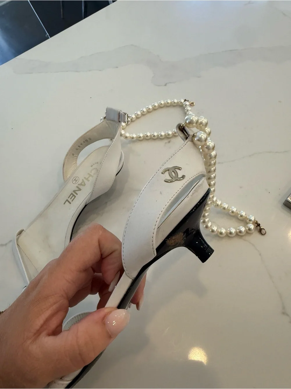 CHANEL White Leather Double-Strap Ankle Sandals with Pearl Chain